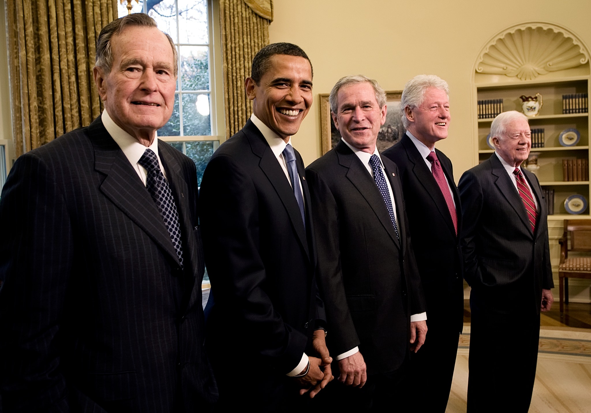 George H.W. Bush, Barack Obama, George W. Bush, Bill Clinton and Jimmy Carter, United States Presidents Gather Two Weeks before Barack Obama's Inauguration, Oval Office of the White House, Washington, D.C.
